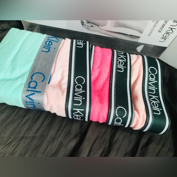 SOLD ❌Calvin Klein Women's Underwear | Bikini Cut | 4 Pack | Neutrals | Size L - Picture 7 of 7